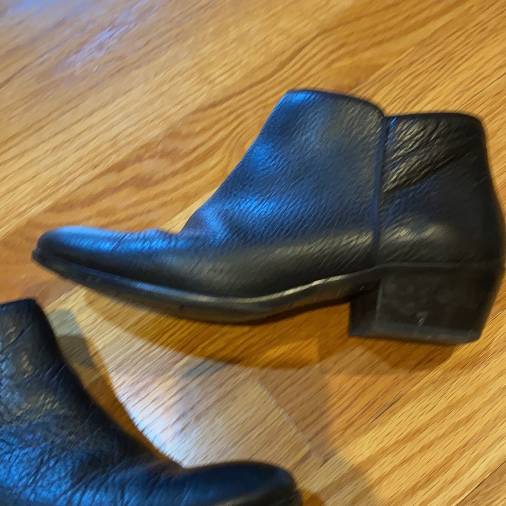 Sam Edelman booties - Picture 5 of 6
